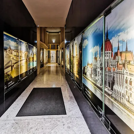 Petofi / Duplex * Budapest